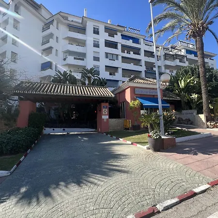 Apartment Puerto Banus Medina Gardens With Pool By Homing Marbella