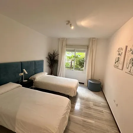 Puerto Banus Medina Gardens With Pool By Homing Marbella