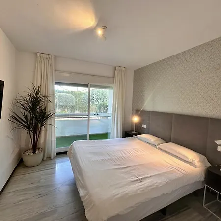 Puerto Banus Medina Gardens With Pool By Homing * Marbella